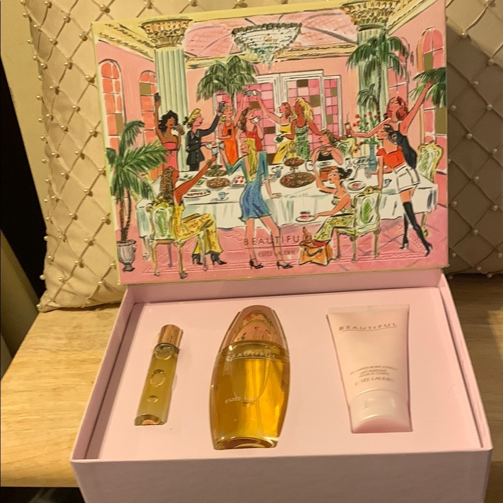 Estee Lauder Beautiful set from Macys
